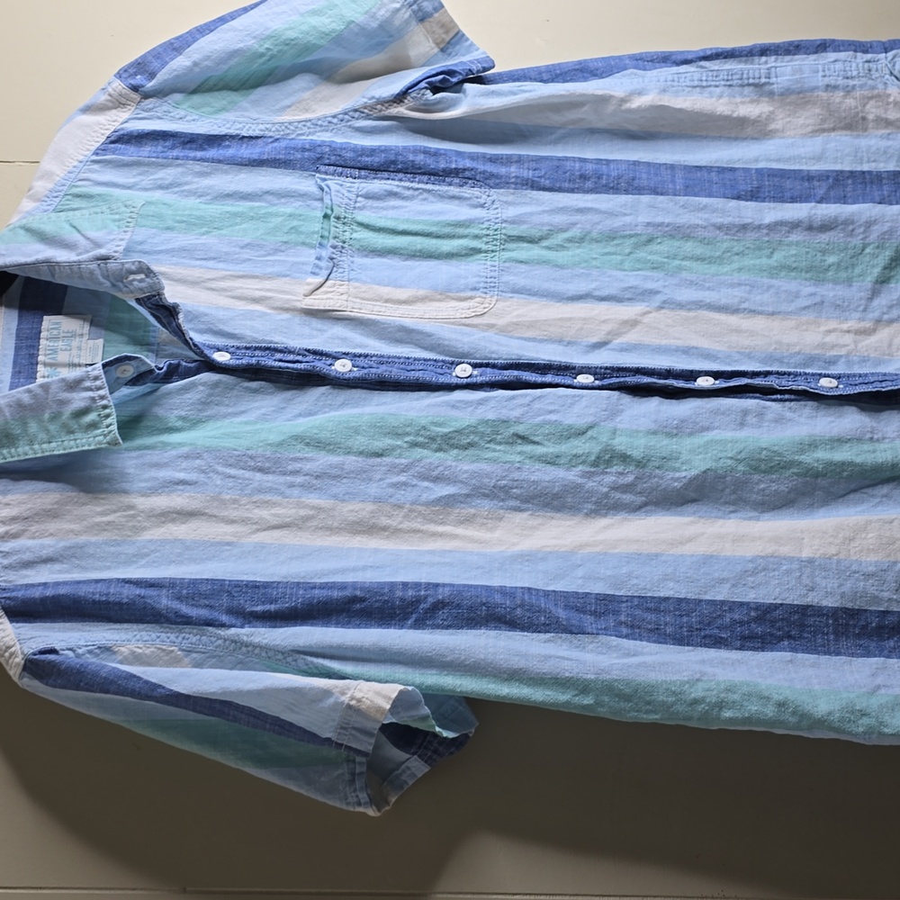 American Eagle Striped Button Up Resort Shirt Large - Picture 6 of 11